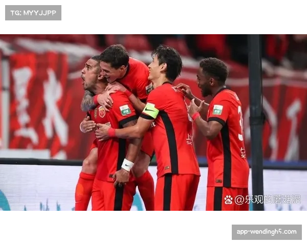 加布里埃尔脚下技术细腻 中场摆脱推进能力出色